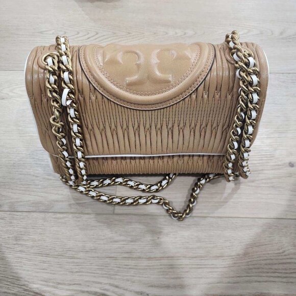 Tory Burch Kira Chevron Convertible Shoulder Bag Beige Leather Gold Chain Strap - Picture 3 of 7